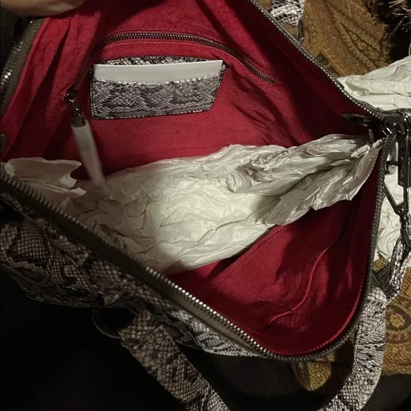 Hammitt Daniel Medium Black & White Snake Leather - Picture 3 of 3